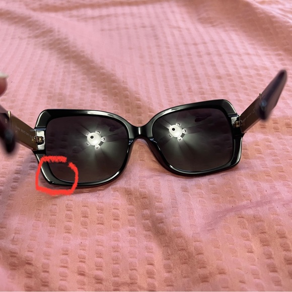 Burberry Sunglasses - Picture 12 of 13